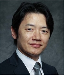 三宅啓介氏